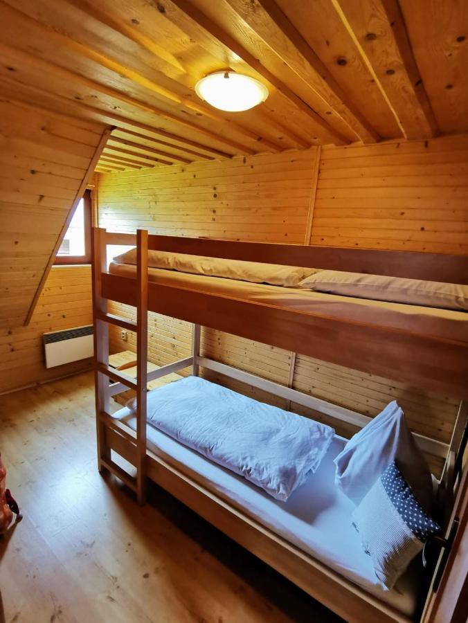 Drevenica Zapadne Tatry S Kupacou Kadou A Krbom Apartment Ziar Bagian luar foto