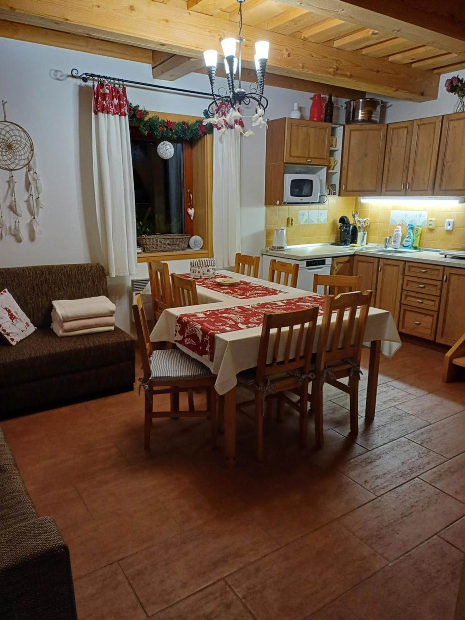 Drevenica Zapadne Tatry S Kupacou Kadou A Krbom Apartment Ziar Bagian luar foto